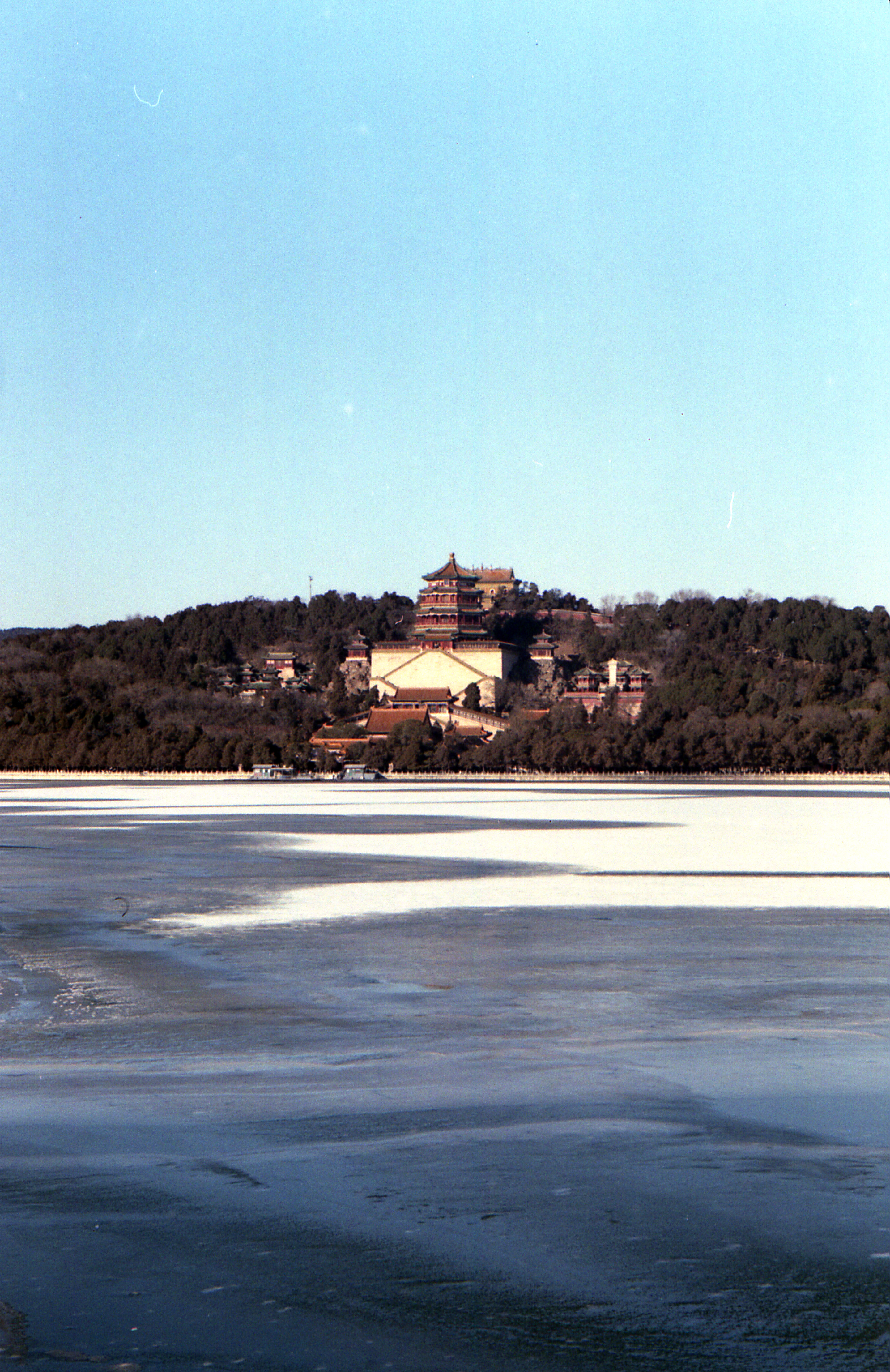 IMG004.JPG